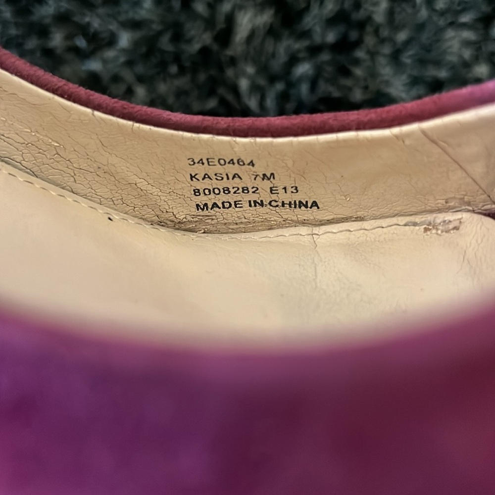 Calvin Klein Raspberry Suede Peep Toe Heels - Picture 2 of 10